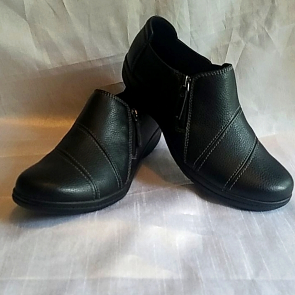 Black Soft Cushion Collection Clarks